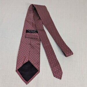 Roundtree & Yorke All Silk Men's Necktie White Floral on Red Tie Handmade in USA